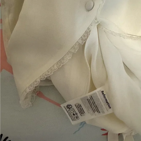 Reformation Skylar Top Gossamer - Picture 7 of 7